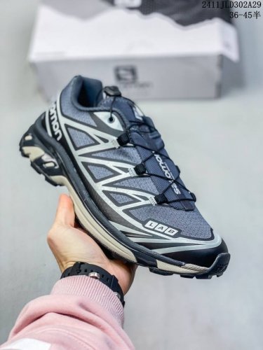 公司级salomon Xa Pro Xt-6 Ft萨洛蒙户外越野跑鞋 鞋面采用sensifit贴合技术 全方位贴合包裹脚型 鞋跟部鞋底牵引设计 提供强大的抓地性