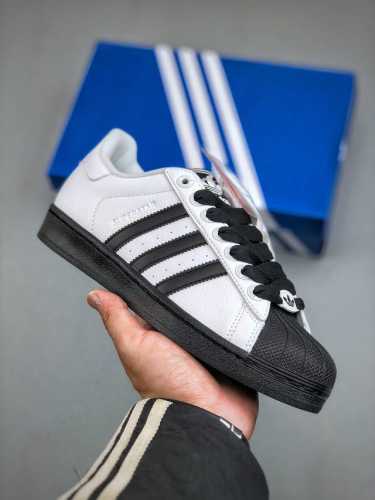 220支持放店 Adidas Originals Superstar贝壳头系列低帮经典百搭休闲运动板鞋货号：Ji0124 尺码：35.5 36 36.5 37