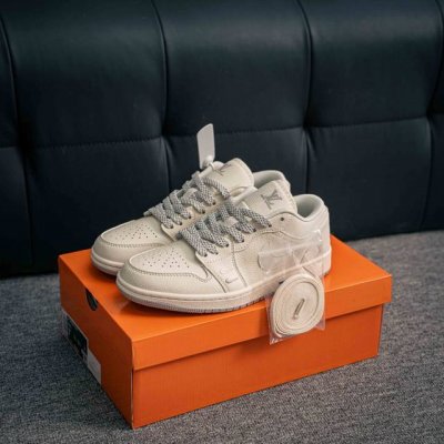 核心私 Air Jordan 1 乔丹篮球鞋男女运动鞋潮流板鞋 货号：Xx3168 169 尺码：36 37 37.5 38 38.5 39 40 40.5 4