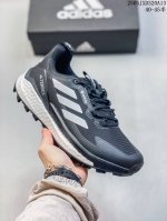 阿迪达斯Adidas N-5923三叶草 透气小Iniki 伊尼基复古跑步鞋。 采用针织透气网面头层牛皮革 货号:H P12710 尺码:40-45半 Id:1
