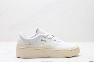 公司级Adidas Labcourt 百搭休闲轻松舒适 耐磨透气低帮 板鞋 男女同款 鞋面使用了绒毛麂皮 ，鞋面和鞋底连接处使用了包边处理，看起来更加精致有型;