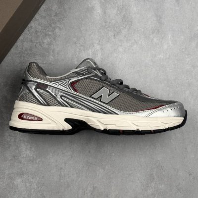 本地 核心私 复刻千禧美学,革新跑鞋经典Nb新百伦New Balance Mu509系列低帮复古老爹风休闲运动慢跑鞋 #男女鞋真标半码制#原楦开发版型#采用纤维