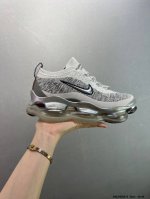 特价Nike 耐克 男女鞋真标半码制，升级原楦原纸版数据开发，采用全新织法多种Flyknit织法编织鞋面材质，Tpu托盘支撑中板，搭载原数据开发全掌巨型Air