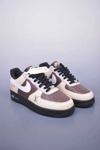 Nike Air Force 1 Low Lv联名 原楦头原纸板 打造纯正空军版型 专注外贸渠道 全掌内置蜂窝气垫 原盒配件 原厂中底钢印、拉帮完美 官方货号：