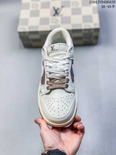 海外爆款限量发售！公司级 Nike Sb Dunk Low“Lv联名 牛仔拼接” 周年高端定制 低帮休闲板鞋 定制鞋盒 大厂纯原品质出货 超高清洁度 皮料切割干