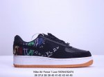 耐克nike Air Force 1 Low 空军一号低帮百搭休闲运动板鞋。柔软、弹性十足的缓震性能和出色的中底设计，横跨复古与现代的外型结合，造就出风靡全球三