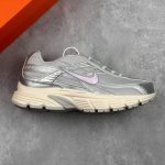本地 核心私 Nike耐克Initiaor Running创始者系列复古老爹休闲运动舒适跑鞋 在 Ins 爆红的 Nike Initiator 跑鞋，作为一双真