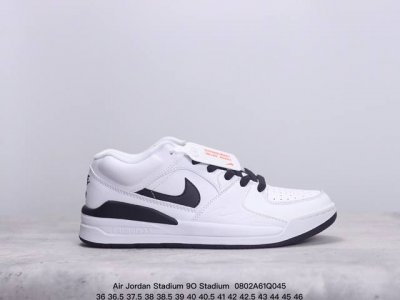air Jordan Stadium 9O Stadium jordan Stadium 90充满了对tinkerhathield 原创设计的致敬，包括中足网状