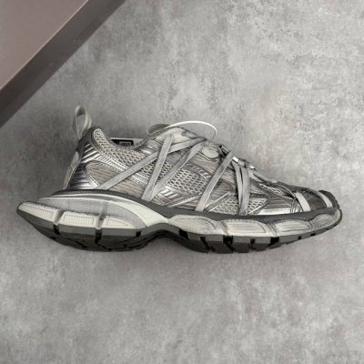 本地 核心私 Balenciaga Phantom Sneaker 3Xl 巴黎世家10代 新款金属绑带 潮流跑鞋 #增加全新设计 在延续 Track Trai