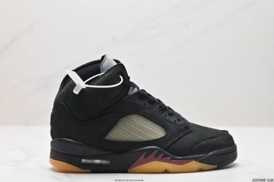 公司级air Jordan 5 Low ”Fire Red“ 8511 aj5 乔5 低帮篮球鞋 这双鞋采用了米黄色配上红色的设计 颇有之前 Fire Red