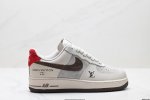 公司级耐克Nike Air Force 1 07空军一号低帮百搭休闲运动板鞋 柔软 弹性十足的缓震性能和出色的中底设计 横跨复古与现代的外型结合 造就出风靡全球