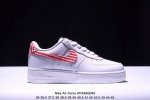 Nike Air Force 1 ’07 Low 空军飞勾一号低帮百搭休闲运动板鞋。柔软、弹性十足的缓震性能和出色的中底设计，横跨复古与现代的外型结合，造就出风
