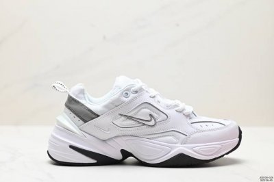 真标耐克nike Air Monarch M2K 经典复古老爹鞋 夸张流线极符 风靡老爹元素 外形延续当下潮流得未来感老爹鞋 设计干净！ 货号:Ao3108-1