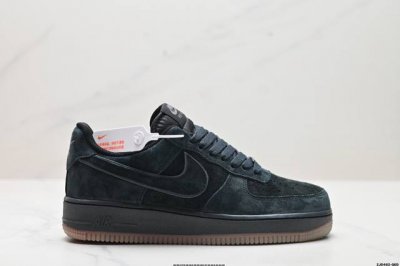 公司级nike Air Force 1'07 Lv8 原楦头原纸板 打造纯正低帮空军版型 专注外贸渠道 全掌内置蜂窝气垫 原盒配件 原厂中底钢印、拉帮完美 货号