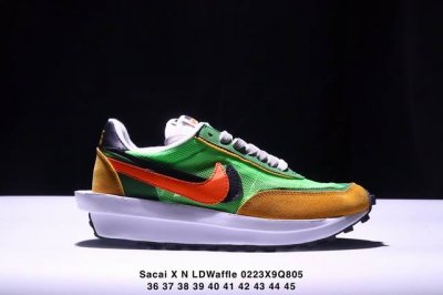 Sacai X N Ldwaffle ”Midnight Spruce And University Red“ 华夫2.0 黑蓝红解构 三方联名 采用了别致配色