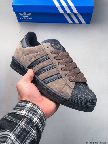 公司级 阿迪达斯Adidas Superstar 贝壳头经典百搭休闲板鞋 0526481X20