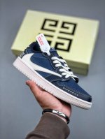 Travis Scott X Nike Air Jordan 1 Low X Givenchy 三方联名 Air Jordan 1 Low 反转深蓝米白倒钩 纯