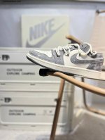 公司级头层皮乔丹Air Jordan 1 Low Aj1低帮系列篮球鞋 官方同步配色 原装级产物 #拒绝公底 立体鞋型 细节完美 高清洁度Sj9950 Aq76