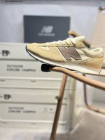 新百伦 Nb327 Nb 471复古慢跑鞋 New Balance 471 复古先锋 Ms327系列复古休闲运动慢跑鞋，上世纪 70 年代的意大利街头风格Nb新