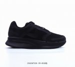 Nike Run Swift 3 短跑运动鞋 跑步鞋专为短距离跑步设计。经典版型焕新升级，透气稳固。鞋面在鞋口和鞋舌区域搭配经典接触点设计，易于穿脱。融入网眼布