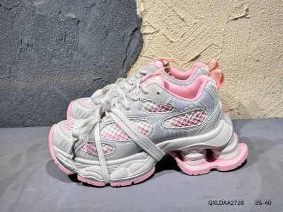 新品上市实拍 Gg-Cc 赵露思同款休闲凉鞋 70119-3银色 #广东大厂出品 时髦Look轻松定格 不费力展现率性氛围 酷帅机能风不规则设计 大长腿既视感轻