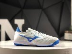 合集210 美津浓 Morelia Sala Japan足球鞋 使用了亮眼的“白/蓝/红”配色，外观出众球鞋继承了Morelia系列的经典外观，真皮鞋面搭配短鞋