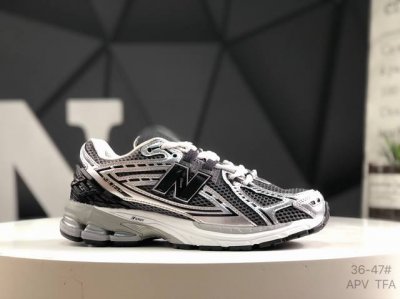 new Balance U1906系列 复古单品宝藏老爹鞋款 公司级 复古元素叠加 质感超级棒 楦版型材料细节做工精细 作为Nb最经典的档案鞋型之一 与 2一样