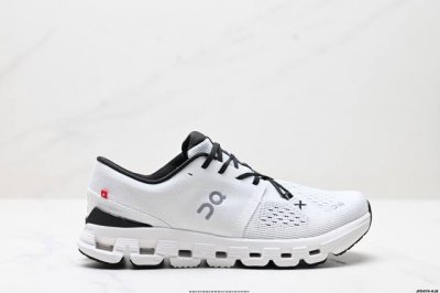 公司级昂跑On Running Cloud X 4克劳德X系列低帮轻量舒适多功能休闲运动鞋 采用工程飞织网布组合再生聚酯纤维鞋面材质搭载独家隐藏速度中板 镂空C