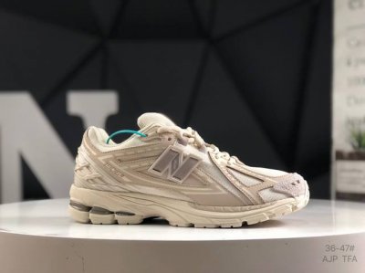 New Balance M1906系列 复古单品宝藏老爹鞋款 公司级 复古元素叠加 质感超级棒 楦版型材料细节做工精细 作为Nb最经典的档案鞋型之一 与 2一样
