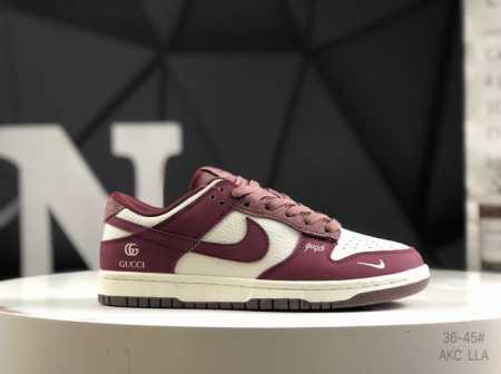 海外爆款限量发售！高端定制 耐克 Nike Sb Dunk Low 古驰联名--- 奶白酒红猪巴 高端定制 低帮休闲板鞋 定制鞋盒 大厂纯原品质出货 超高清洁度 - 点击图像关闭