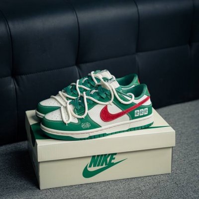 360 核心私 Nike Dunk 全套原楦原模倾力打造完美版型 独家原厂航空铝磨具打磨大底 鞋头坡度极致还原 无解鞋型 原盒原配 圈内天花板工艺 原厂冲刀 超