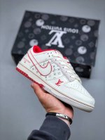 f版 Nike Sb Dunk Low X Louis Vuitton 白红公司级出品 极力推荐原装头层材料 独家版型蒸餾加工帶來的是更好的视觉和脚感体验大厂纯