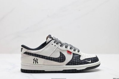 公司级Nk Dunk Low Retro “Diy高端定制” 低帮休闲运动板鞋 原装头层材料 用料绝不含糊 独家版型蒸餾加工帶來的是更好的视觉和脚感体验 清洁度