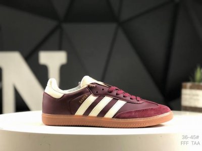 真标带半码Adidas 阿迪达斯 男女运动鞋 三叶草Sambavegan休闲鞋 德训鞋 复古板鞋经典运动鞋。采用环保设计的焕新Adidas Samba经典鞋,力