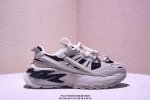 斐乐Grusion T12W511519Fqgel-Kayano 系列运动休闲鞋 # 鞋身采用拼接组合 大量使用皮革与网布 有效保障透气性 # 全系均使用复古撞