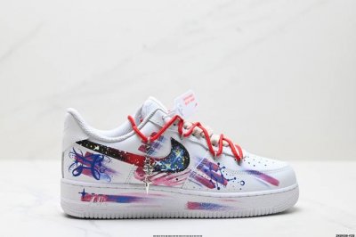 公司级Nike Air Force 1 07 原楦头原纸板 打造纯正低帮空军版型 专注外贸渠道 全掌内置蜂窝气垫 原盒配件 原厂中底钢印 拉帮完美 货号:Cw2
