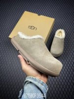 F全网热卖款最齐 UGG 90个配色 市面顶级版本 UGG 小土豆 勃肯懒人拖鞋 1.5CM薄底 男女款 小红书爆款 广州外贸大厂生产 鞋头到鞋垫真羊皮毛一体