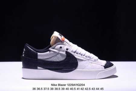 Nike 耐克 采用硬质荔枝纹牛剖皮革鞋面材质，搭配rb耐磨橡胶外底，韩国进口环保绿吸附性中底布革新创造灵感,耐克nike Blazer 77 Low Jumb - 点击图像关闭