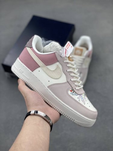 海外限量发售！公司级Nike Air Force 1 '07 Low 空军一号 低帮 运动鞋 休闲鞋 折边针车 工艺难度大 原楦头原纸板 原装鞋盒 定制五金配件
