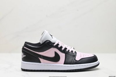 真标nike Air Jordan 1 Low Aj1乔1低帮休闲板鞋 同步官方配色 官方货号:553560 131 尺码:36 36.5 37.5 38 38