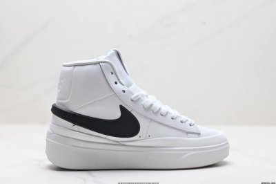 公司级nike Blazer Phantom High高帮男女子运动板鞋 厚底增高休闲鞋。采用轻盈利落设计，焕新演绎经典鞋款。该鞋款带来舒适足底体验，结合鞋侧壁