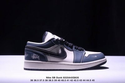 海外爆款限量发售！公司级 Nike Sb Dunk Low“斯图西联名 米灰黑勾” 周年高端定制 低帮休闲板鞋 定制鞋盒 大厂纯原品质出货 超高清洁度 皮料切割