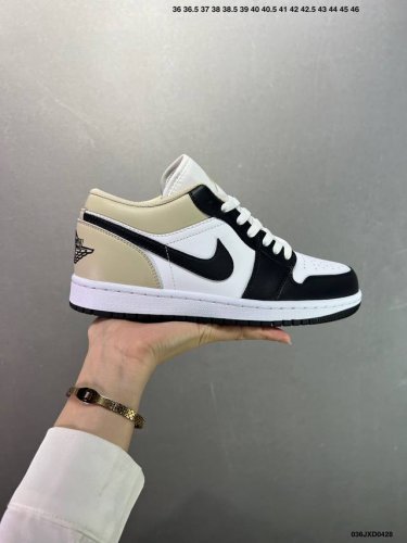 公司级Nike Air Jordan 1 Low Aj1乔1低帮休闲板鞋 同步官方配色 原档冲孔鞋头 四线拉帮 鞋舌高弹海绵填充 官方货号:553558 113
