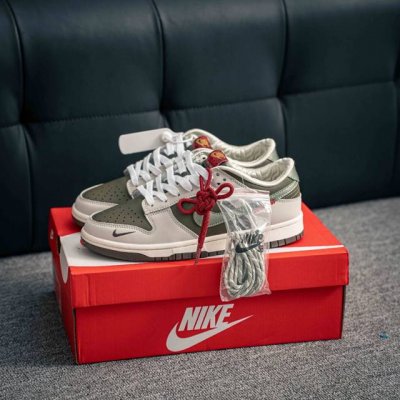 260 核心私 Nike Dunk 全套原楦原模倾力打造完美版型 独家原厂航空铝磨具打磨大底 鞋头坡度极致还原 无解鞋型 原盒原配 圈内天花板工艺 原厂冲刀 超