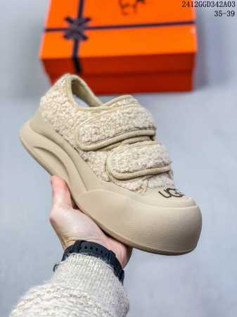短靴户外雪地靴 Ugg 秋冬新款 女士经典迷你厚底增高短筒靴 松紧带抽拉绳 特别款 宋妍霏周冬雨明星同款 原单a级羊皮毛一体保暖性极强！ 12Ggd34 3 - 点击图像关闭