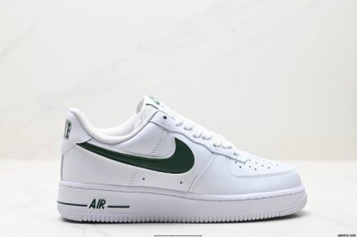公司级Nike Air Force 1‘07 原楦头原纸板 打造纯正低帮空军版型 专注外贸渠道 全掌内置蜂窝气垫 原盒配件 原厂中底钢印、拉帮完美 货号:Fj4