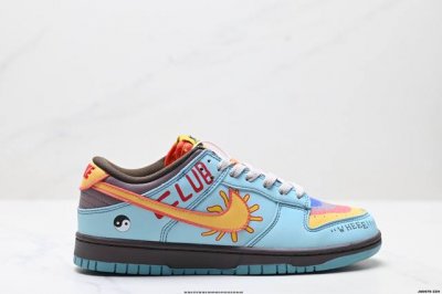 公司级耐克Nike Dunk Low 扣篮系列 复古低帮休闲运动滑板板鞋 采用脚感柔软舒适Zoomair气垫 有效吸收滑板等极限运动在落地时带来的冲击力 为街头