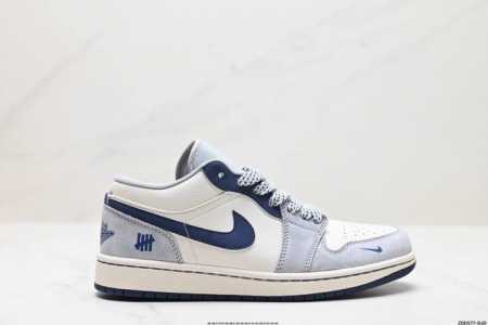公司级air Jordan 1 Low Aj1乔1低帮休闲板鞋 同步官方配色 市场唯一独家头层皮打造 原鞋原档案开发 原厂皮料 原档冲孔鞋头 正确满胶鞋垫 四线 - 点击图像关闭