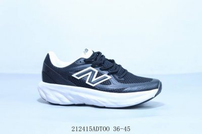 Nb 新百伦 Stone Island X New Balance Fuelcell 轻量跑鞋 212415Adtoo 36-45