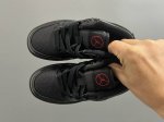 原单版乔1低帮鞋带扣儿童运动鞋 SIZE：24-37码 史上最全的乔一低帮配色 优质皮料，质感满分 橡胶耐磨防滑大底，脚感超赞 搭配鞋带扣，穿脱更加便捷